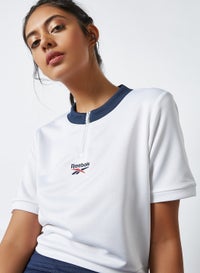 Buy Now - Classics Cropped T-Shirt White with Fast Delivery and Easy  Returns in Dubai, Abu Dhabi and all UAE