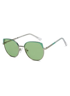 اشتري Women's Vincent Chase By Lenskart Full Rim Cat Eye Future Classics Branded Latest And Stylish Sunglasses Polarized And 100% UV Protected Women Small VC S16551 في الامارات