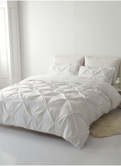 Buy White Patterned King Bedding Set 220X240Cm in UAE