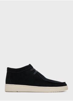 اشتري Casual Low Top Sneakers في الامارات