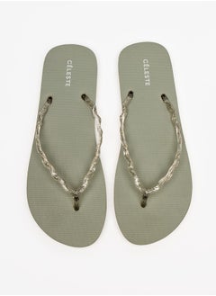 Buy Women's Textured Flip Flops in Saudi Arabia