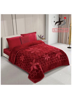 Buy Two-piece winter blanket, 6 kg, plain engraved, with a super soft texture, size 200 x 240 cm - red in Saudi Arabia