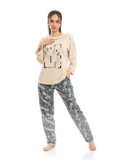 اشتري Wide Boat Neck Tee & Patterned Pants Pajama Set في مصر