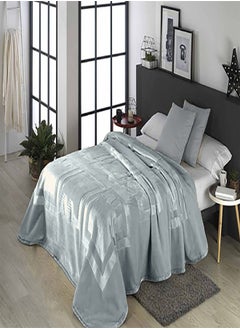 Buy Blanket First Class Engraved- model: M30 -   Size: 220*240- Color: Grey- Fabric 85% Acrylic 15% Polyester - Country of Origin Spain. in Egypt