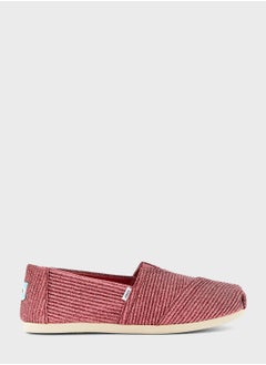 Buy Ponited Toe Flat Slip Ons in UAE