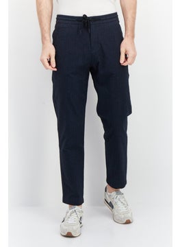 اشتري Men Relaxed Fit Plaid Cropped Pants, Navy في السعودية