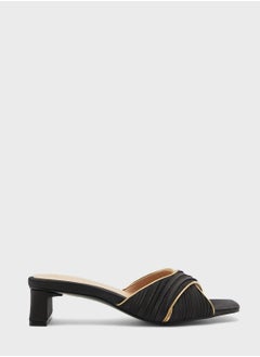 اشتري Metallic Trim Satin Sandal في الامارات