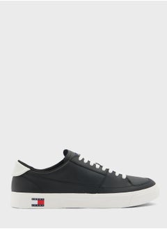 Buy Casual Low Top Sneakers in Saudi Arabia