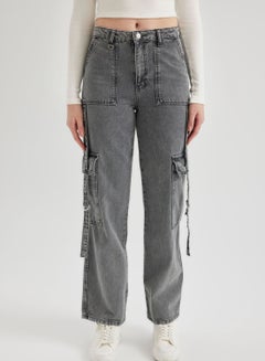 اشتري Woman Wideleg Cargo High Waist Jeans في الامارات