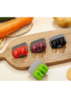 Buy Vegetable Fruit Peeler, Hand Palm Finger Peeler, with Comfortable Grip to Peel Potato Pumpkin Carrot, in Random Color, 2 Pieces , Best Quality in Saudi Arabia