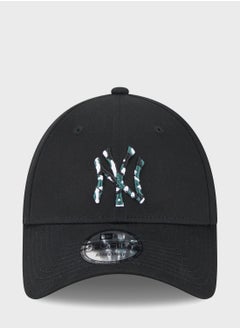 Buy 9Forty New York Yankees Cap in UAE