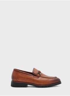 اشتري Statement Formal Slip Ons في الامارات