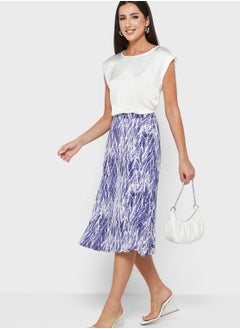 Buy Abstract Print Skirt in UAE