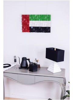 اشتري Wooden Emirati Flag Wall Art في مصر