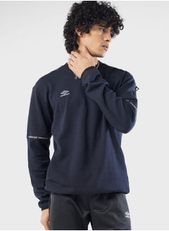 اشتري Tech Logo Sweatshirt في السعودية