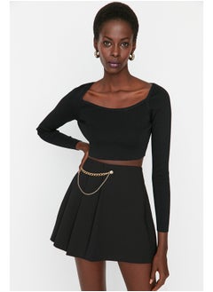 Buy Black Chain and Pleat Detail Woven Shorts Skirt TWOAW23SR00041 in Egypt