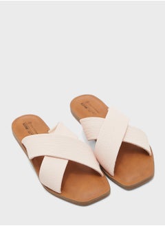 Buy Bailia Flat Sandals in Saudi Arabia