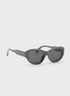 Buy Angular Wayfarer Sunglasses in UAE