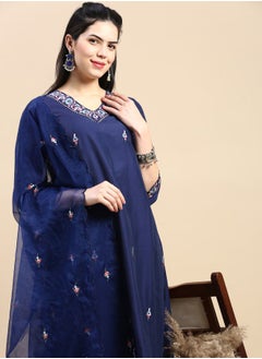 اشتري All Over Embroidered Kurta & Pant with Dupatta Set في السعودية