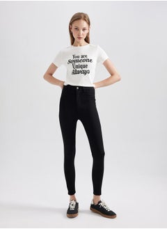 Buy High Rise Skinny Fit Cropped Jeans in Saudi Arabia