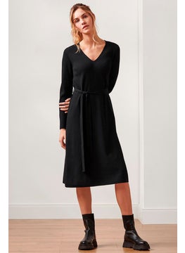 اشتري Women Textured Casual Mini Dress, Black في الامارات