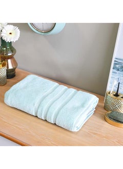 اشتري Danube Home Flossy Advance Bath Towel 100% Cotton 650 gsm Quick Dry Plush Bath Sheet Ultra Soft Highly Absorbent Daily Usage Towels For Bathroom Gym L 70 x W 142 Cm-Light Green في الامارات