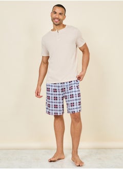 Buy Solid Henley Neck T-shirt and Checkered Short Set in Saudi Arabia