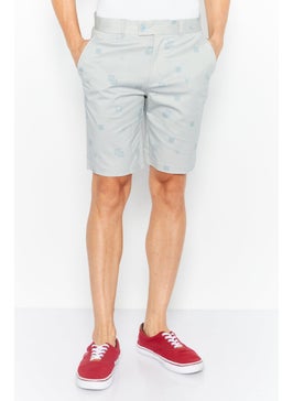 اشتري Men Regular Fit Brand Logo Chino Shorts, Light Ash Green في الامارات