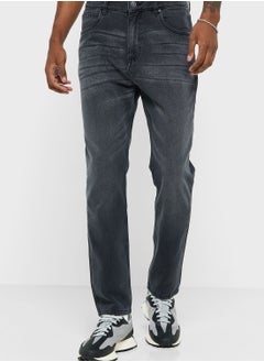 Buy Regular Fit Jeans in Saudi Arabia