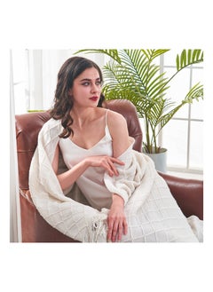 اشتري Knitted Throw Blankets for Couch and Bed, Soft Cozy Knit Blanket with Tassel, Off White Lightweight Decorative Blankets and Throws, Farmhouse Warm Woven Blanket for Men and Women (127CM x 180CM) في الامارات