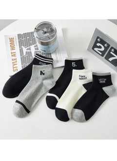 اشتري Men Absorb Sweat and Deodorize Socks 5 Pairs High Quality Socks One Size Fits All في السعودية