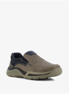 Buy Men's Colourblock Slip-On Sports Shoes in Saudi Arabia