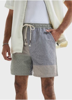 اشتري Striped Drawstring Shorts في السعودية