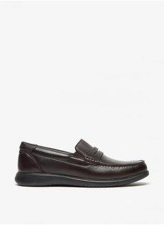 اشتري Men's Solid Slip-On Loafers في الامارات