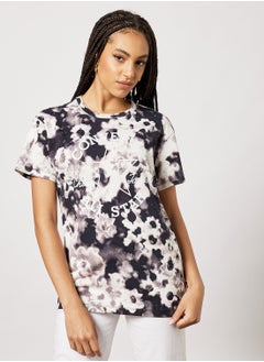 Buy Washed Floral Patch T-Shirt in UAE