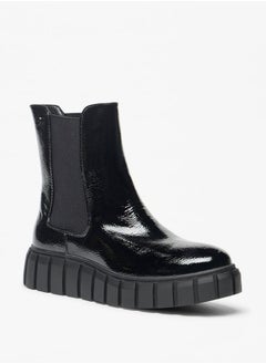 اشتري Women's Solid Slip-On Flatform Boots في السعودية