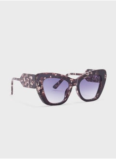 اشتري Cat Eye Sunglasses في الامارات