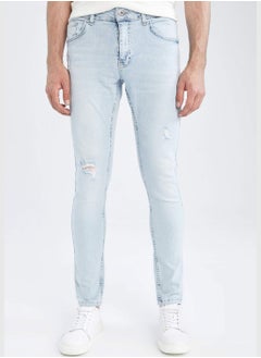 Buy Comfort Fit Straight Leg Jeans in UAE