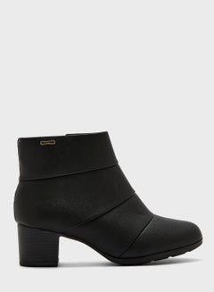Buy Close Toe Mid Heel Ankle Boots in UAE