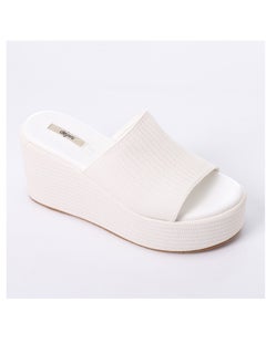 اشتري Textured Slip On On White Chunckey Sliding Slippers في مصر