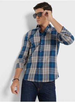 اشتري Men Teal Blue Grey Slim Fit Checked Sustainable Casual Pure Cotton Shirt في الامارات