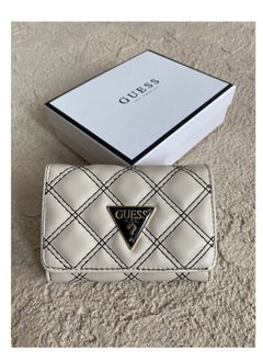 اشتري Cessily Small Zip Around Wallet Diamond Embossing White في السعودية