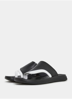 اشتري Toe Loop Color Block Strap Sandals في السعودية