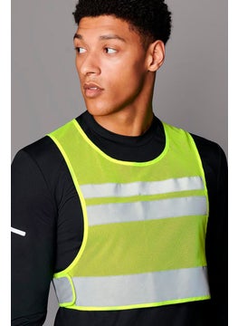 Buy Men Sportswear Fit Sleeveless Reflective Vest, Lime Green/Silver in UAE