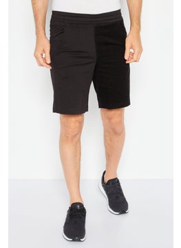 اشتري Men Relaxed Fit Outdoor Shorts, Black في الامارات