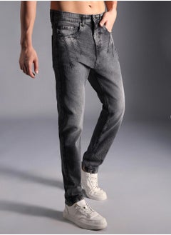 اشتري Men Straight Fit Clean Look Light Fade Cotton Jeans في الامارات