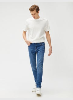 اشتري Michael Skinny Fit Jeans في الامارات