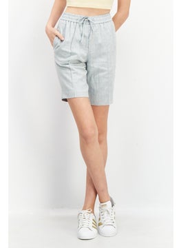 اشتري Women Drawstring Textured Pull On Basic Short, Grey في الامارات