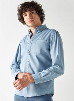 اشتري Essential Regular Fit Shirt في الامارات