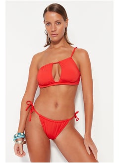 اشتري Red One Shoulder Cut Out/Window Bikini Top TBESS23BU00339 في مصر